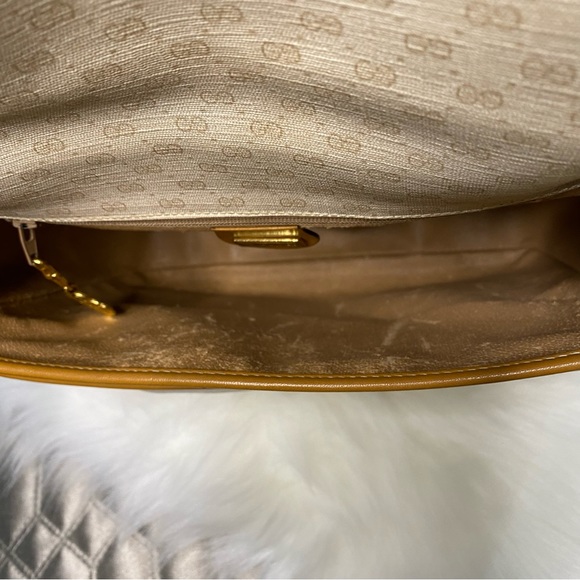 GUCCI Vintage Micro GG Monogram Flap Shoulder Bag - Picture 10 of 11